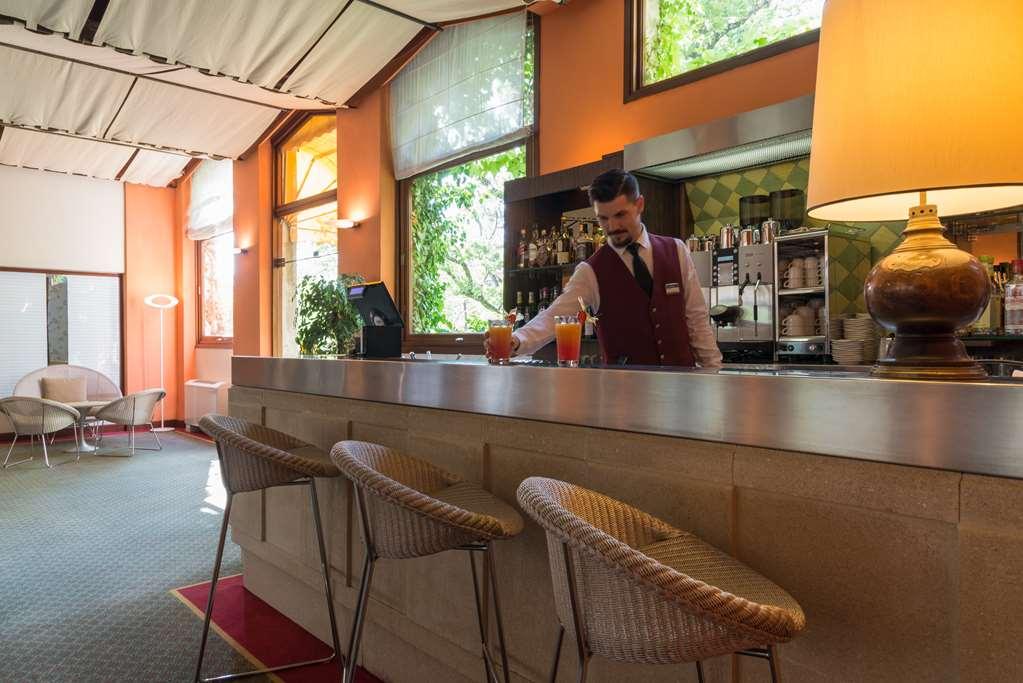 Villa Borghese, The Originals Relais Греу-ле-Бэн Ресторан фото